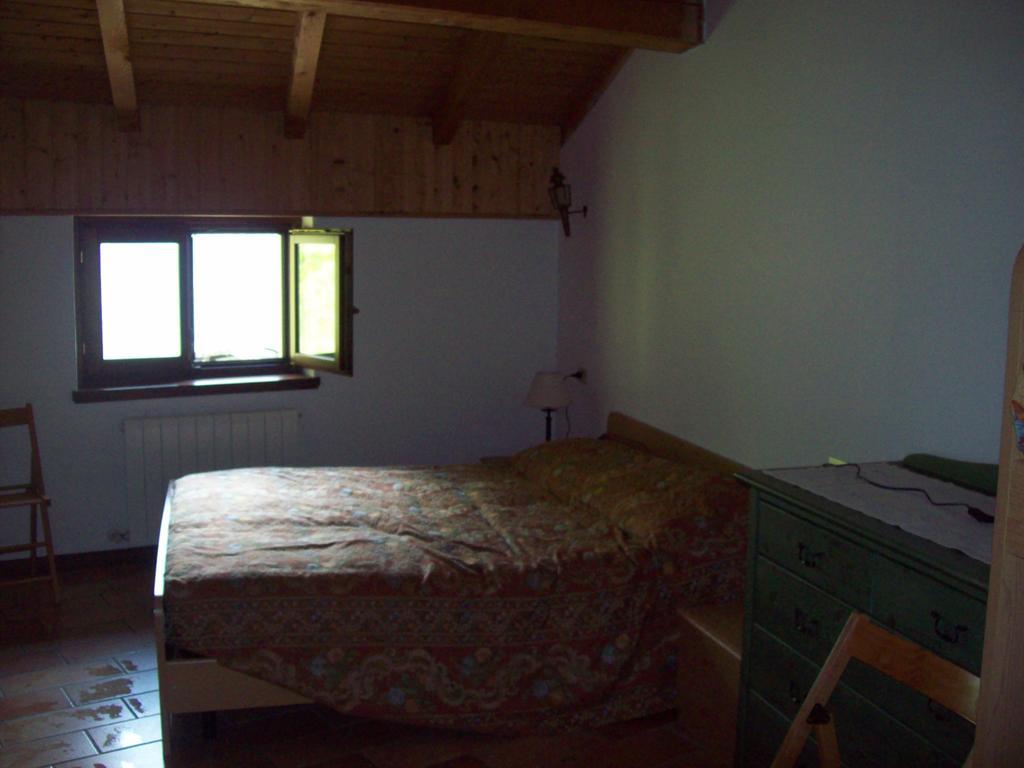 Appartamentino Nel Bosco Sondrio Exterior photo